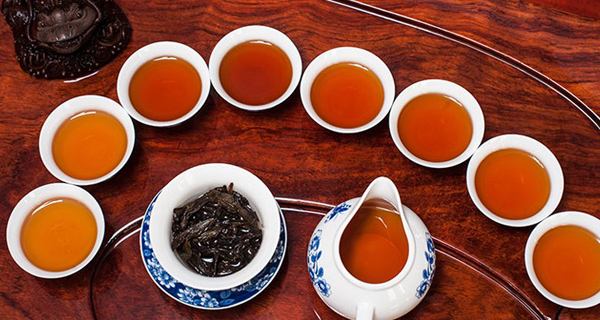 金茯茶安化黑茶价格(湖南裕盛丰推出黑茶新品 陈年茯砖拍价7.2万元)