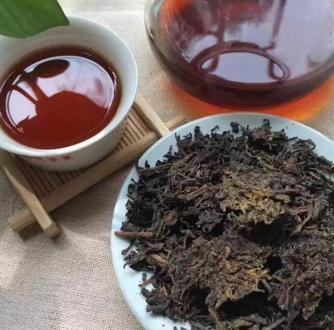 奶黄巧克力榴莲抹茶(中秋月饼图鉴，有没有一款戳中你)