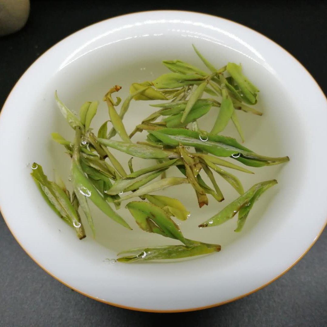 黄茶马踏(挂羊头 卖狗肉)