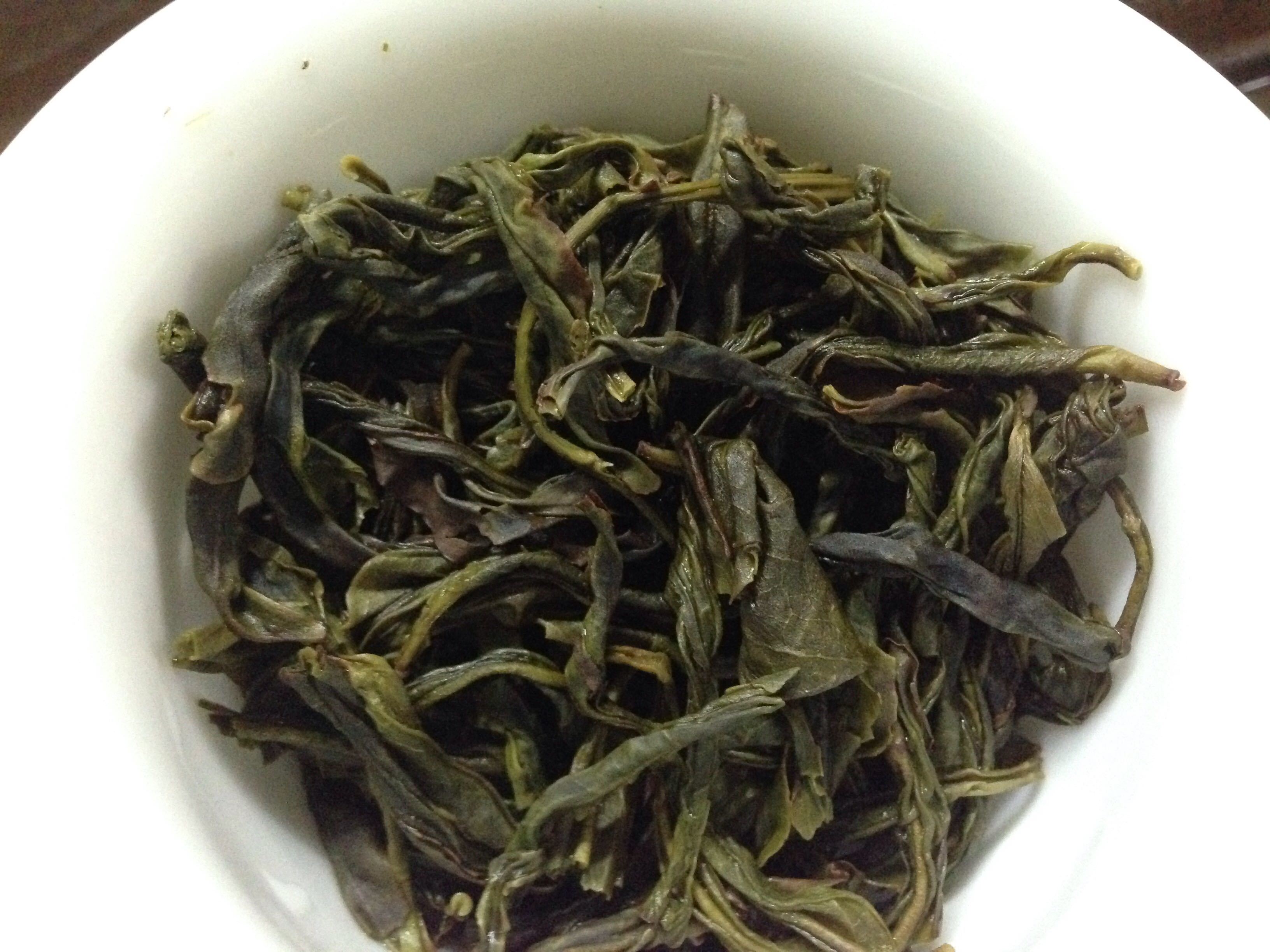 糯香碎银茶肉桂茶推荐(评测:20到200元一泡的武夷肉桂有何差异)