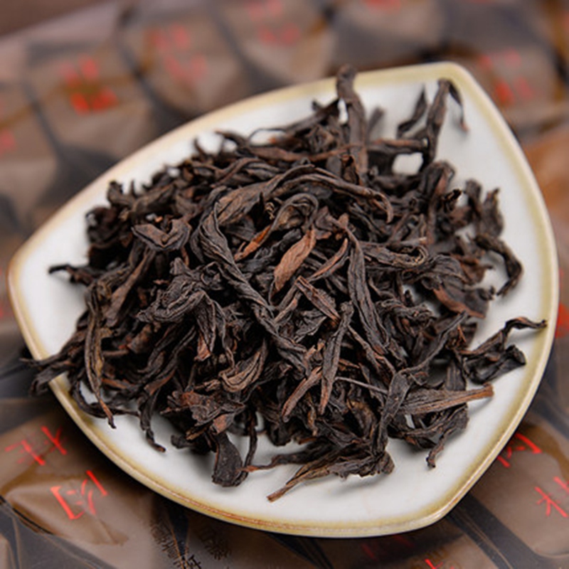 乌龙茶饮品好吗(六大茶类中相对小众的品种 为啥成茶饮料中的宠儿 小清新乌龙茶饮料受网友青睐)