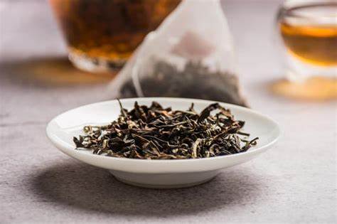 乌龙茶黄枝(乌龙茶中的明星——凤凰单丛茶，其十大香型中的黄枝香介绍)